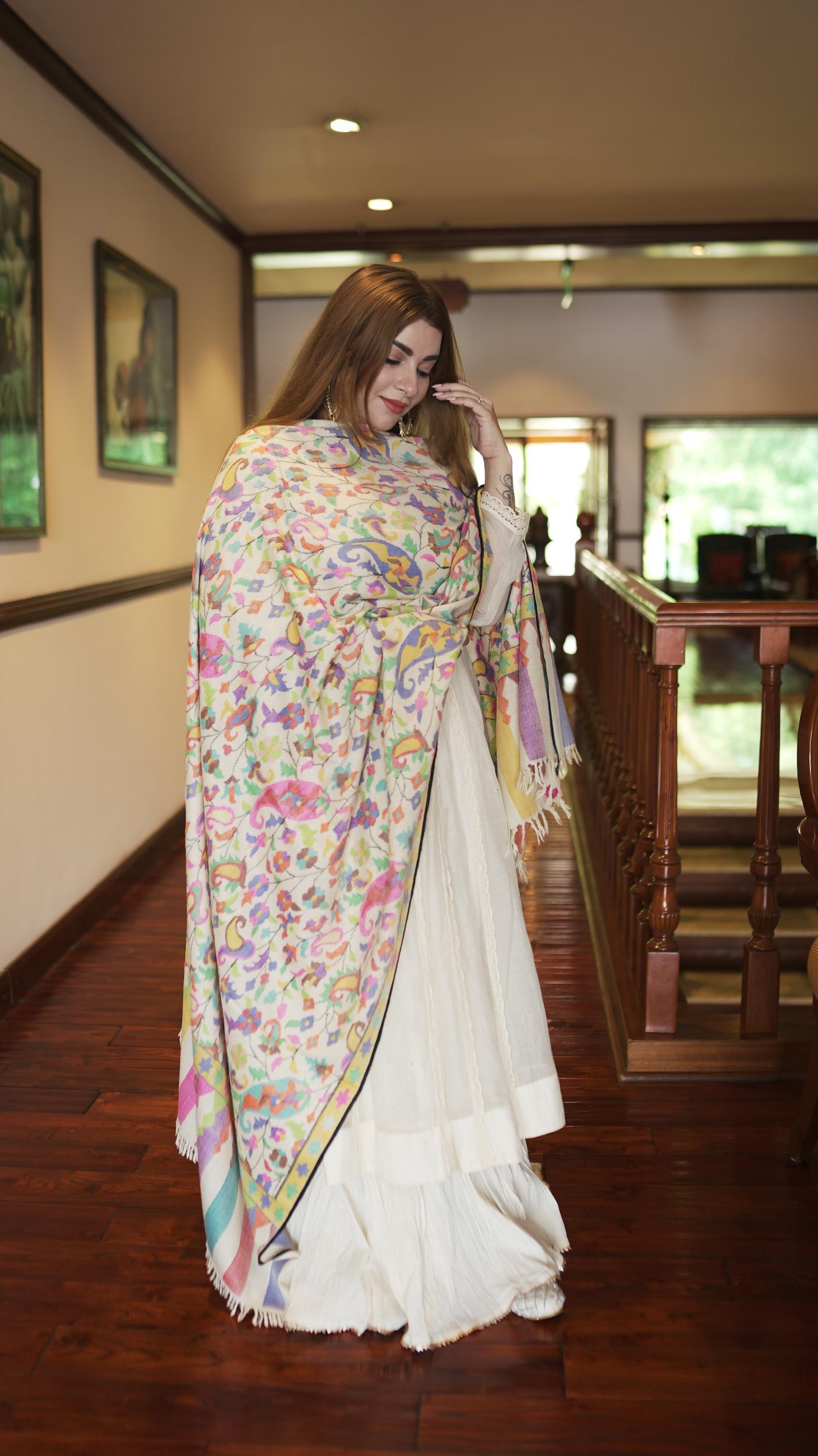 Zehra – A radiant bloom unfolding on the canvas of luxury.