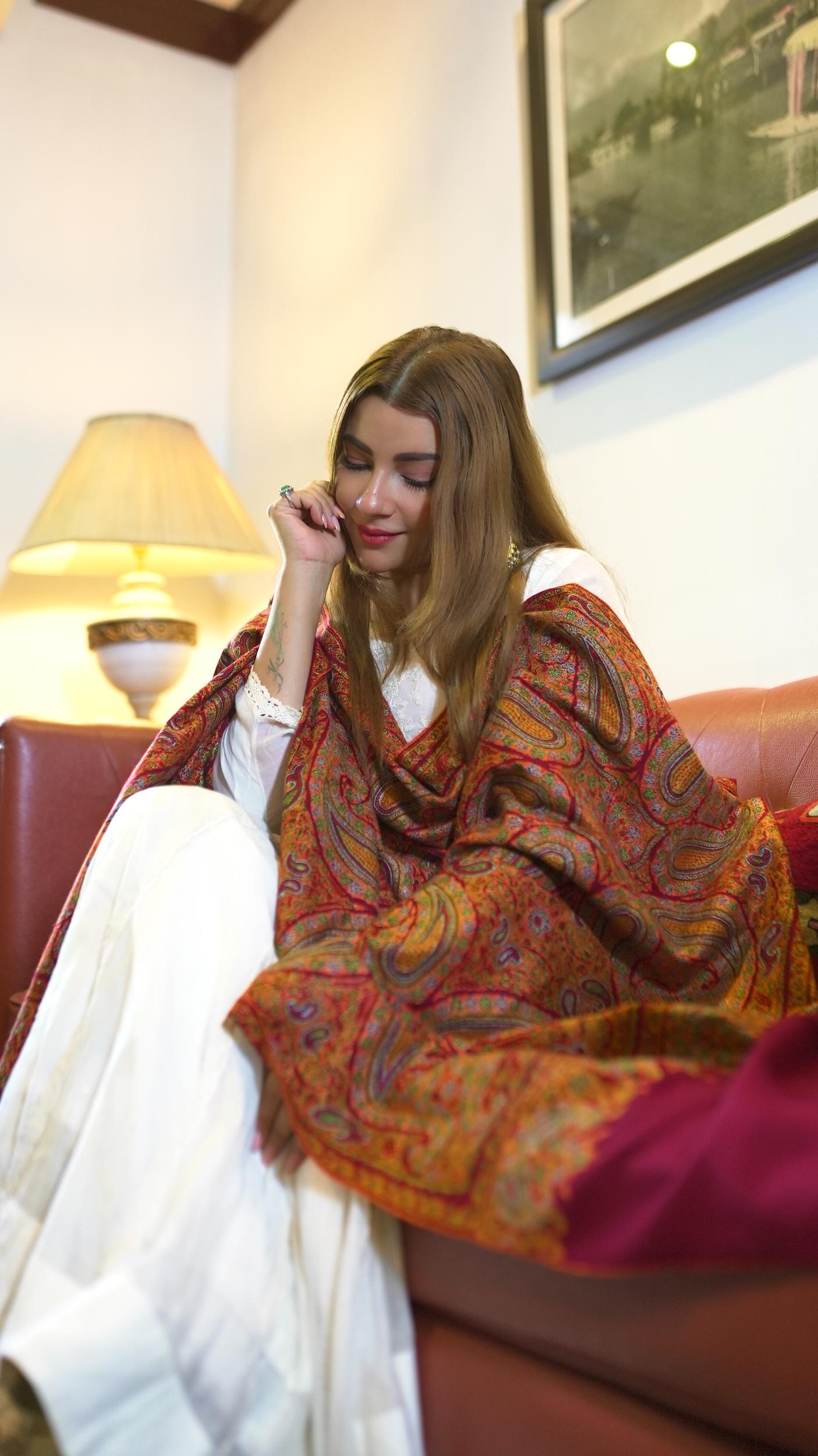 Aabroo - The honour of tradition, woven into timeless elegance