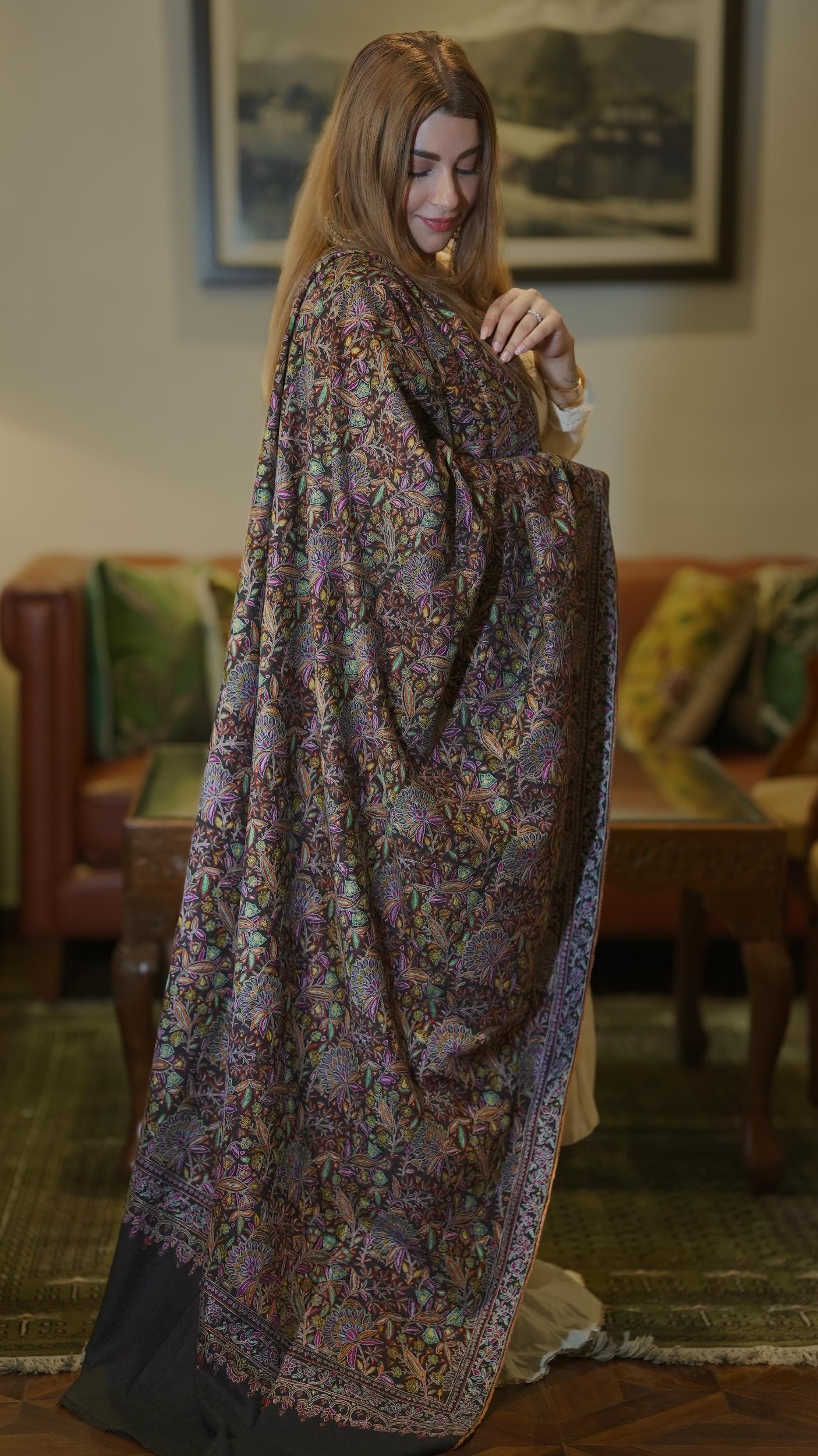 Roopkaar – The sculptor’s vision woven into threads